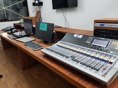 ALBAYAN RADIO